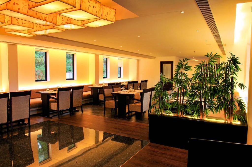 Copper Folia Hotel Kozhikode Exterior photo