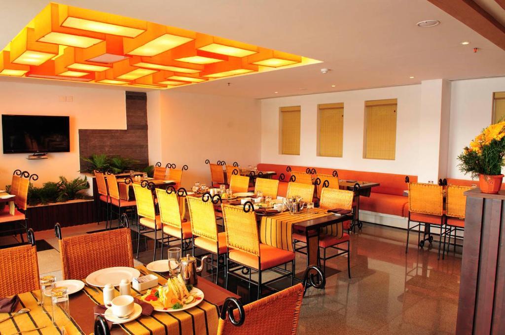 Copper Folia Hotel Kozhikode Exterior photo